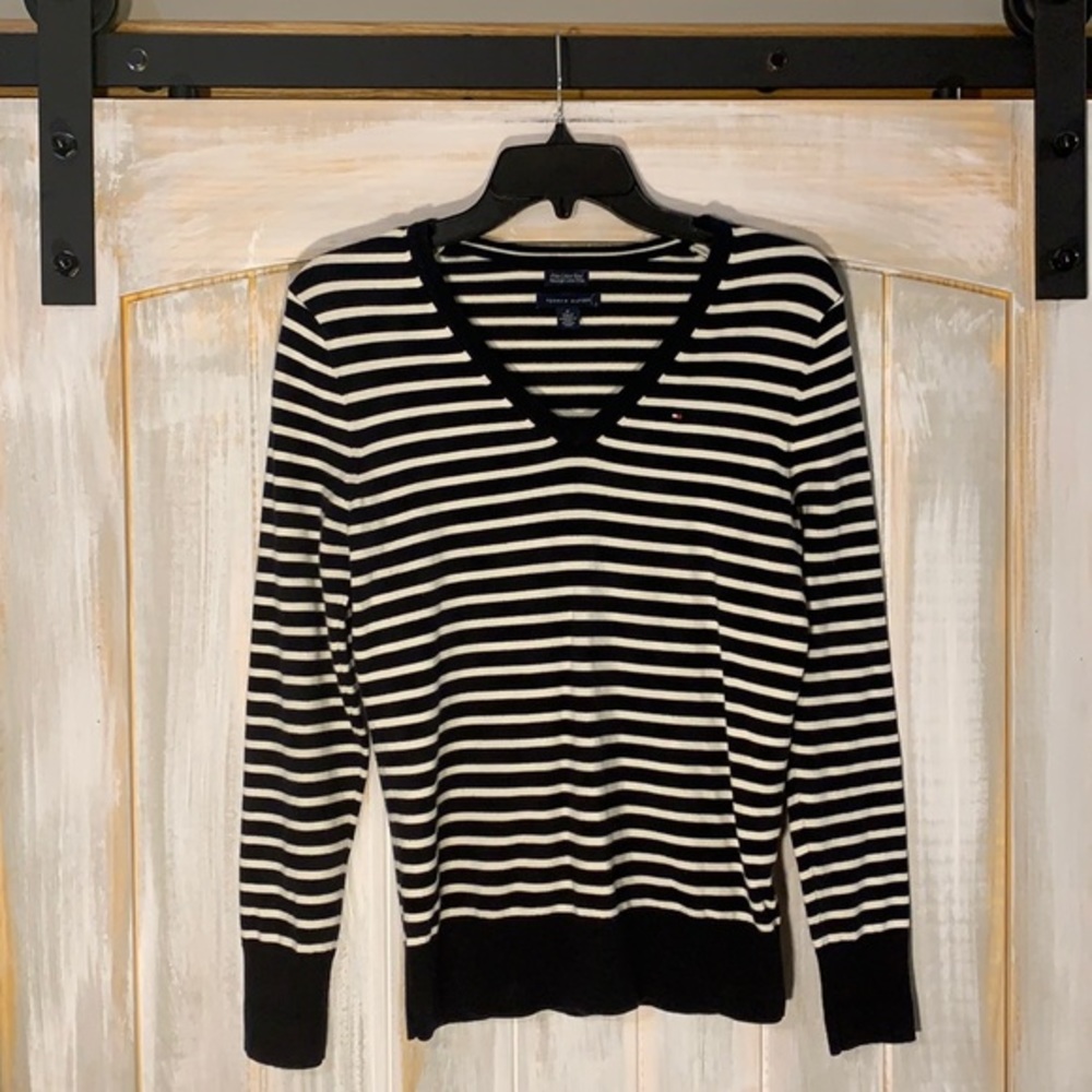 Y2K style Tommy Hilfiger Stripped, Long Sleeve, V Neck Top
